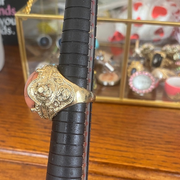 Fashion Jewelry Gold and Coral Ring - Picture 3 of 4